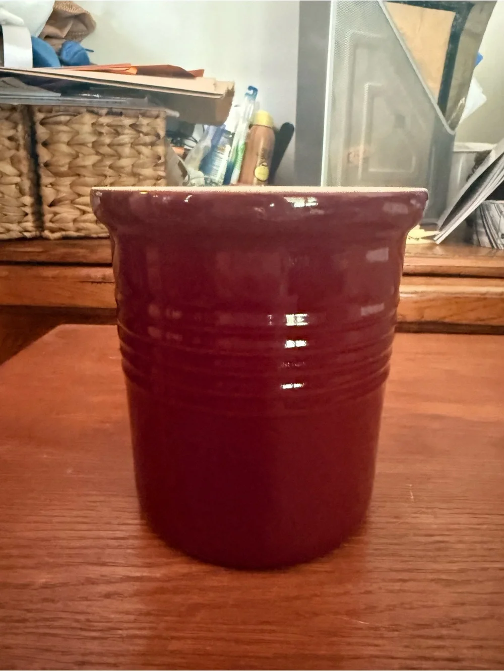 Pampered Chef Family Heritage Burgundy Stoneware Crock